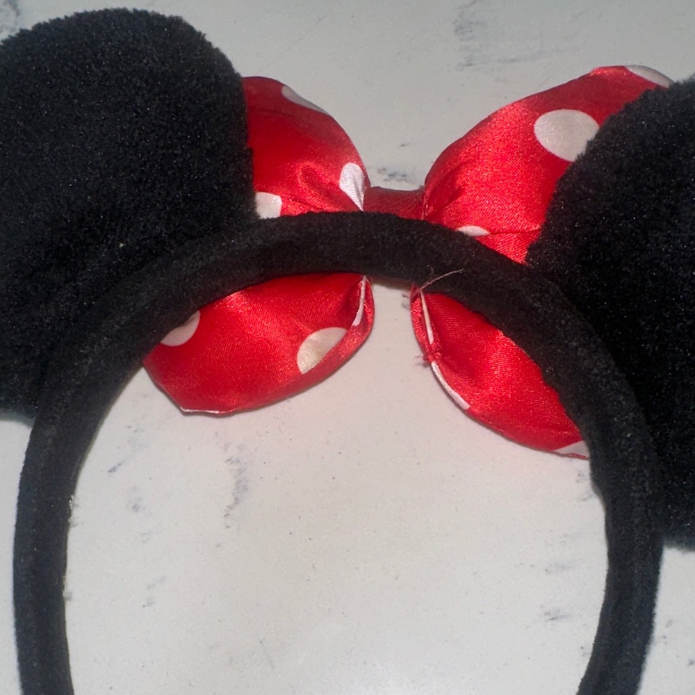 Disney 2 Pack Minnie Mouse Sequin Ears and Red Polka Dot Bow Headbands - Picture 4 of 7